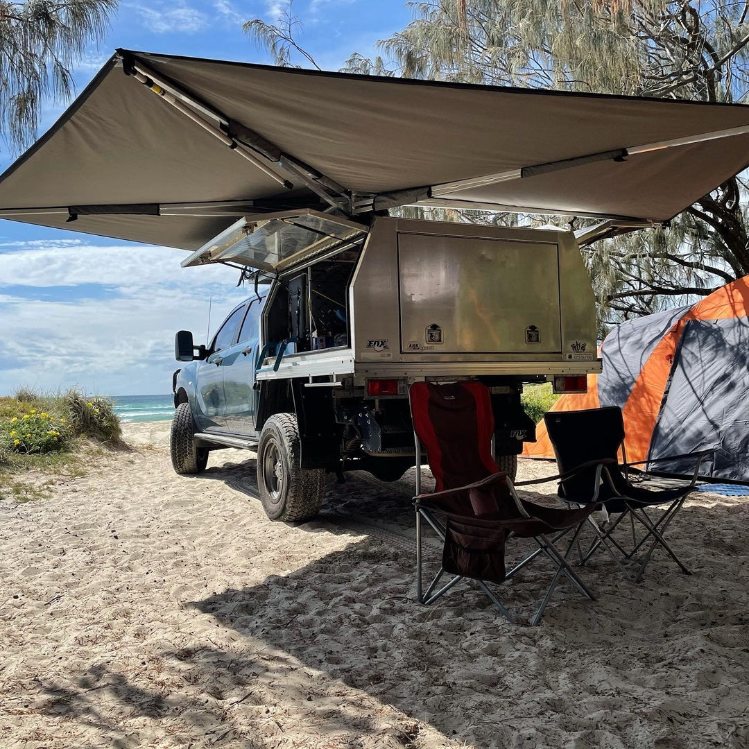 270° Awning and Tie down kit • For awnings of 4x4 cars
